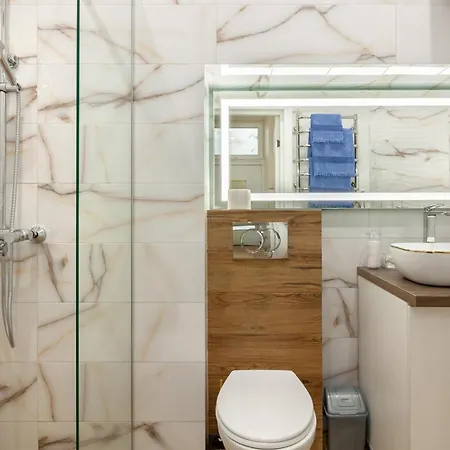 Luxury Flat Near Opera 2 * לבוב