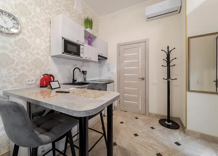 Luxury Flat Near Opera 2 Апартаменты Львов