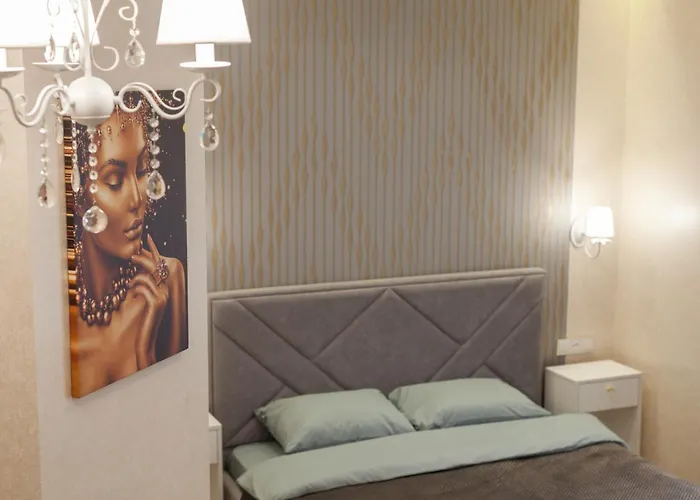 Luxury Flat Near Opera 2 Апартаменты *