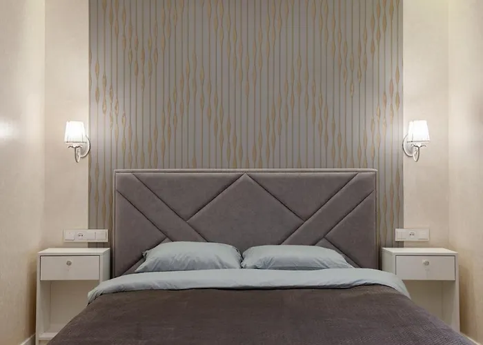 Luxury Flat Near Opera 2 Apartment