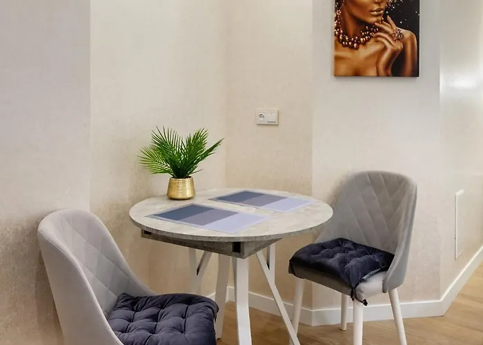 דירה Luxury Flat Near Opera 2 לבוב