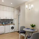 Apartment Luxury Flat Near Opera 2