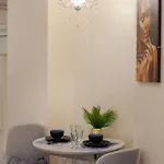 Luxury Flat Near Opera 2 Apartment *