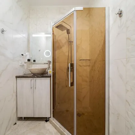 Apartment Luxury Flat Near Opera 2 *
