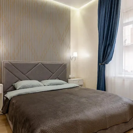 Apartment Luxury Flat Near Opera 2